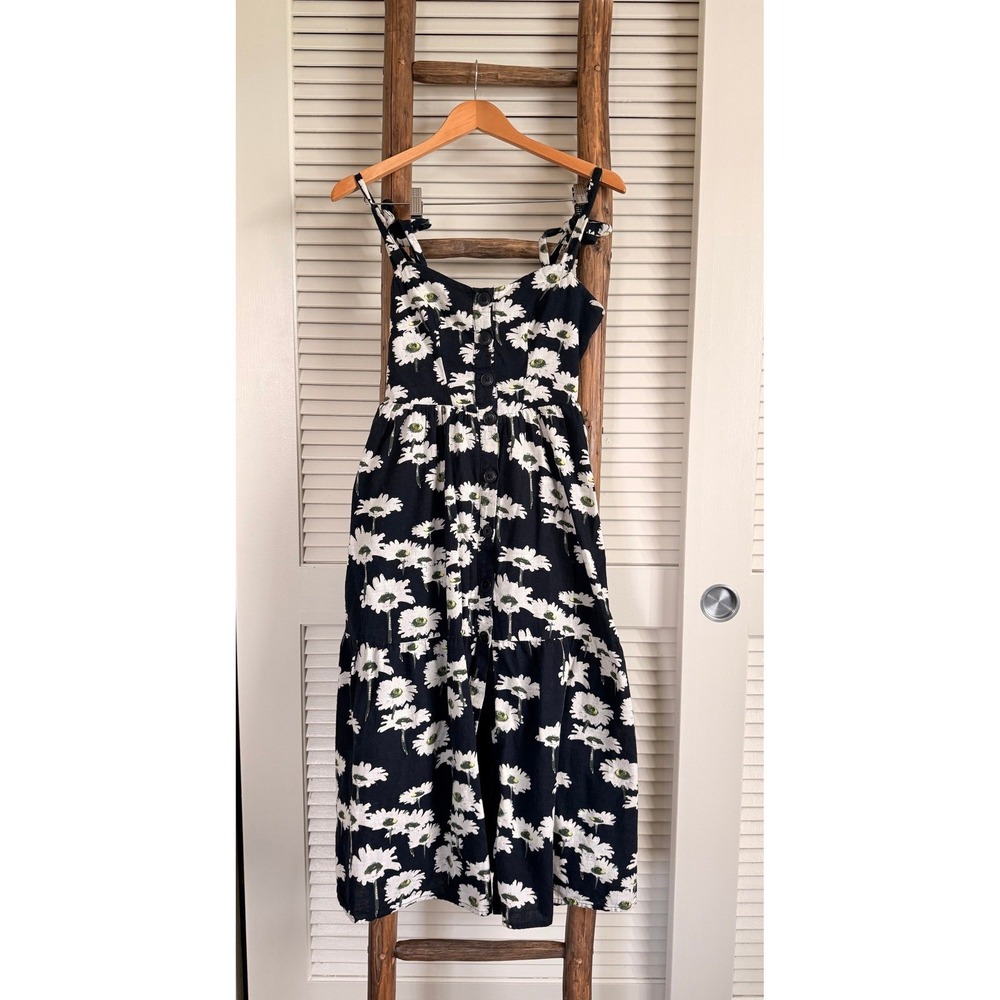 URBAN OUTFITTERS Daisy Print Button‎ Front Tiered Midi Dress Black White XS
